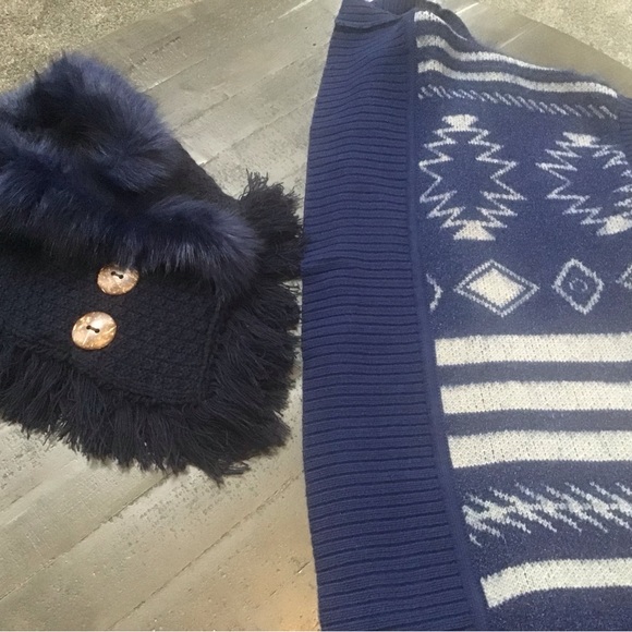 Womens One Sz Only Sweater and Matching Scarf - Picture 6 of 6